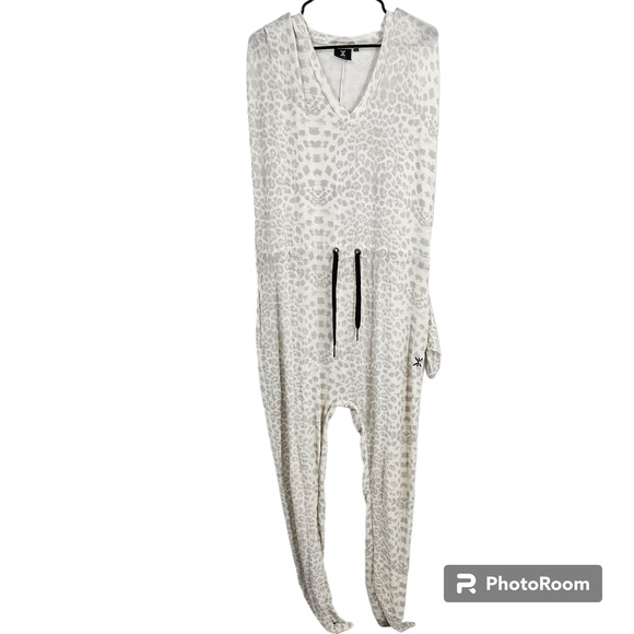 OnePiece Jumpsuit Original Leopard Sleeveless V-Neck Drawstring Waist Size XS - Picture 1 of 7